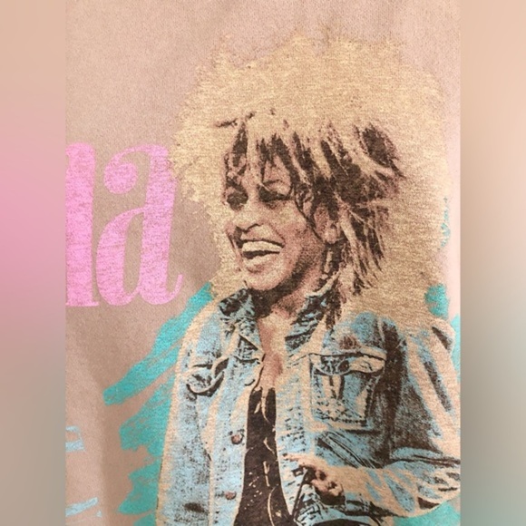 Tina Turner tan 1984 Private Dancer graphic print Concert sweatshirt size large - Picture 14 of 14